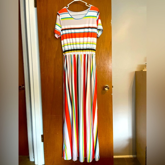 NEW multicolor striped maxi dress (Medium) - Picture 1 of 3